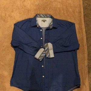 Men’s long sleeve button down shirt